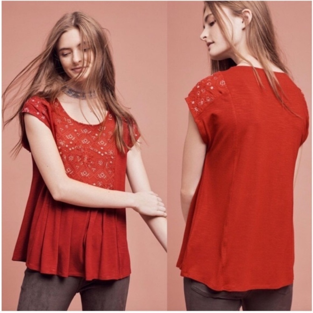 Akemi+kin Rust Embroidered Top size small